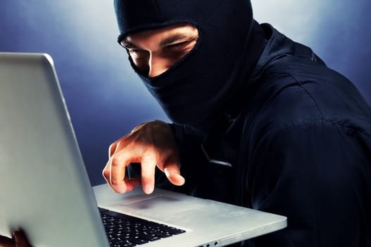 Csalómágnesként működnek a webáruházak - Szaporodnak az átverések